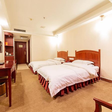 Guangzhou Junshan Hotel - Shuttle Bus For Canton Fair מראה חיצוני תמונה