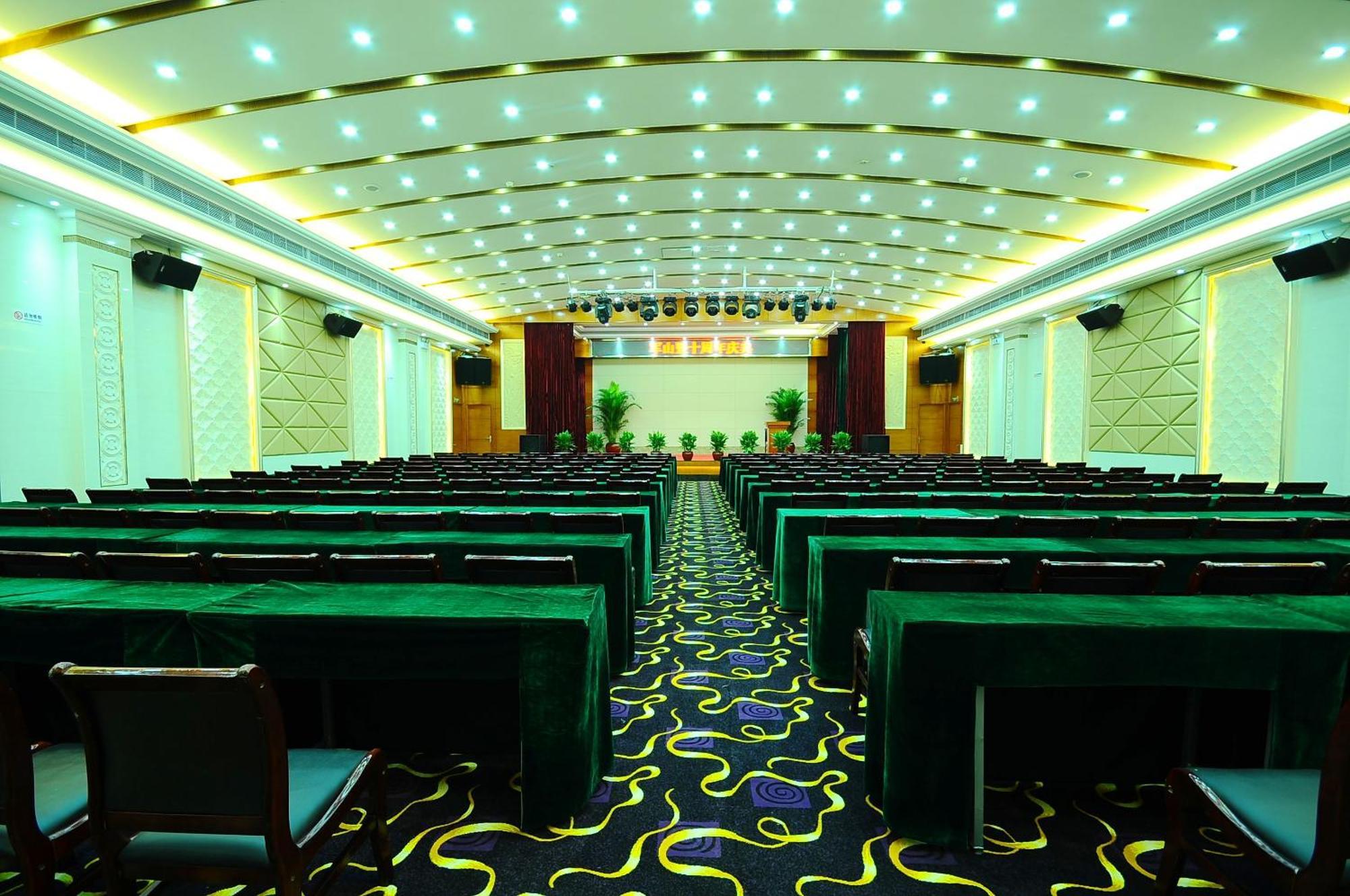 Guangzhou Junshan Hotel - Shuttle Bus For Canton Fair מראה חיצוני תמונה