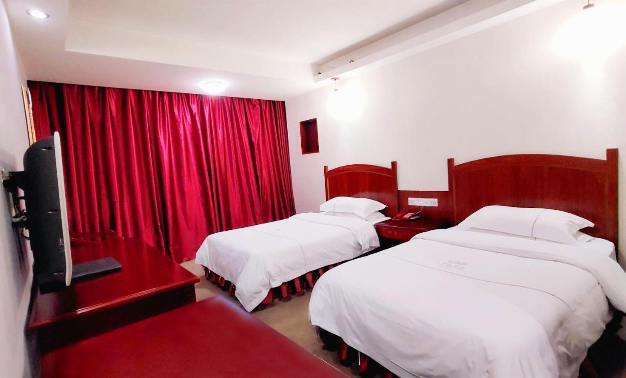 Guangzhou Junshan Hotel - Shuttle Bus For Canton Fair מראה חיצוני תמונה